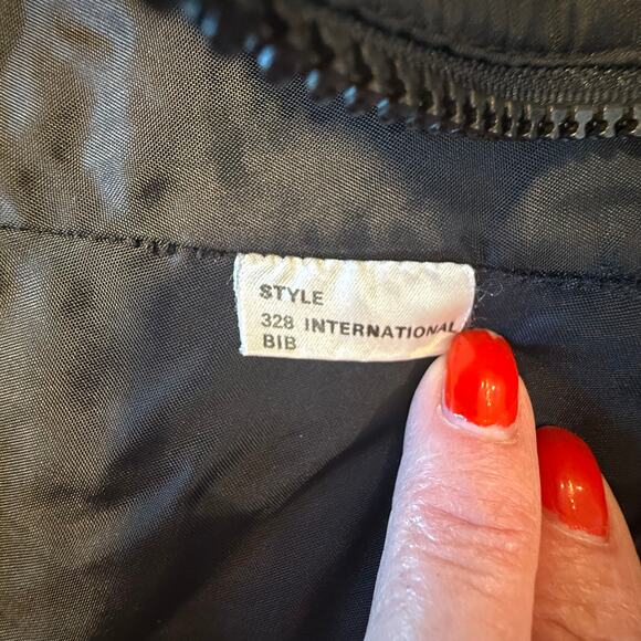 Y2K Snuggler Black Ski Overalls Women’s 14 Puffer Nylon Snow Bibs Retro - Picture 8 of 10